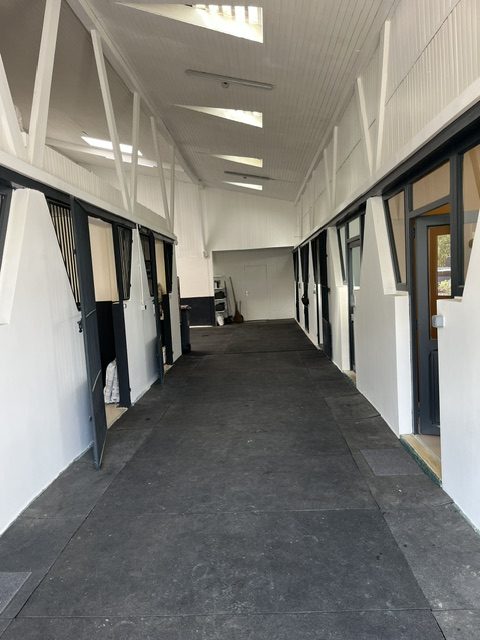 Couloir du cabinet veterinaire equin de Gouvieux